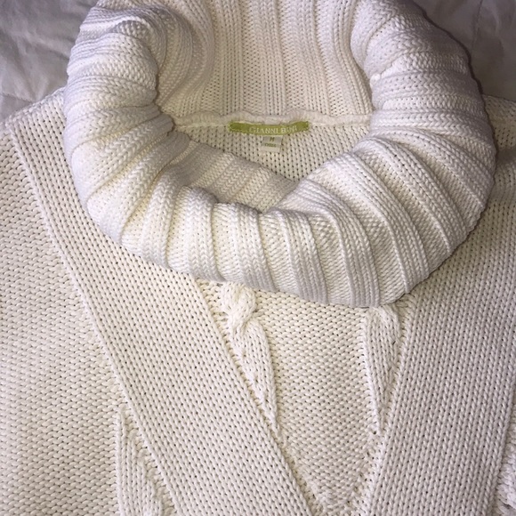 Short sleeve  turtleneck sweater - Picture 6 of 8